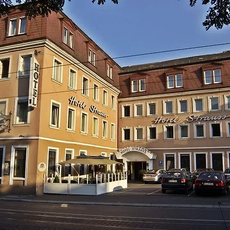Partner Strauss Готель Вюрцбург